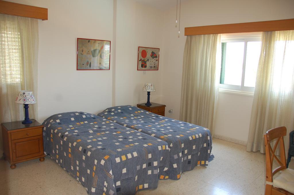 Villa Chrysanthia Polis Ruang foto